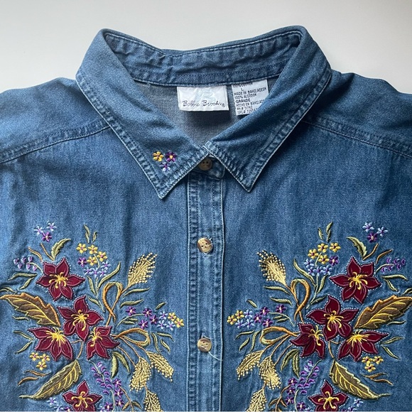 Vintage Bobbie Brooks Denim Short Sleeve - Embroidered Flowers - Size Large - Picture 3 of 14
